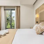 Esperia Hotel
